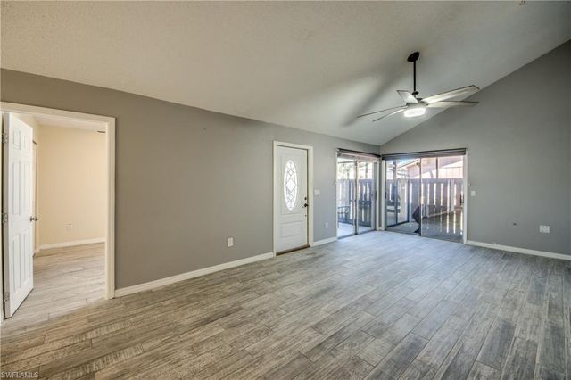 6406 Royal Woods DR, Fort Myers, FL 33908