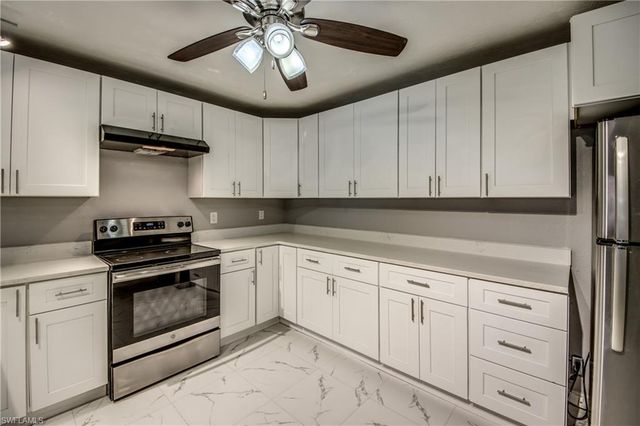 6406 Royal Woods DR, Fort Myers, FL 33908