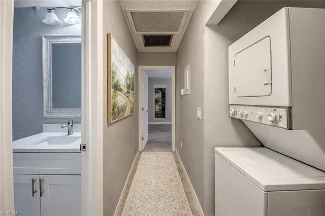 6406 Royal Woods DR, Fort Myers, FL 33908