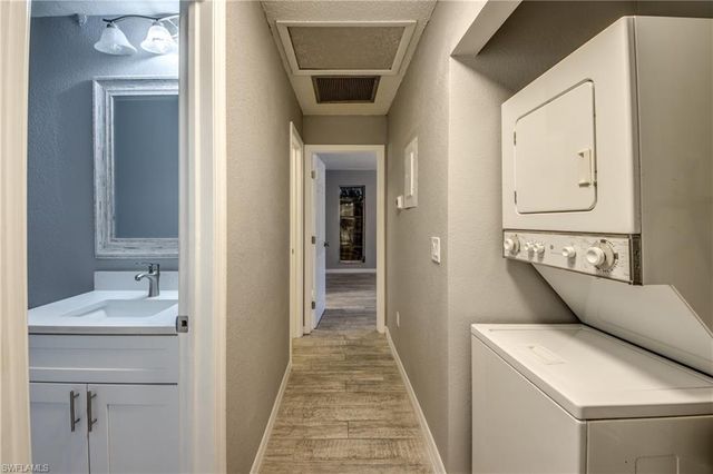 6406 Royal Woods DR, Fort Myers, FL 33908