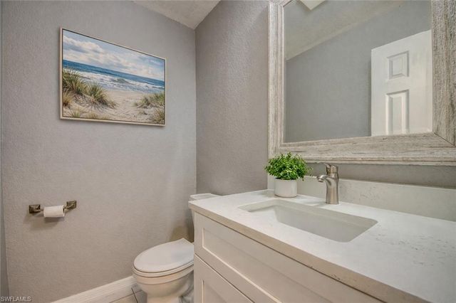 6406 Royal Woods DR, Fort Myers, FL 33908