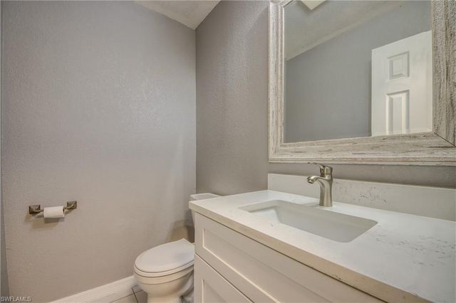 6406 Royal Woods DR, Fort Myers, FL 33908