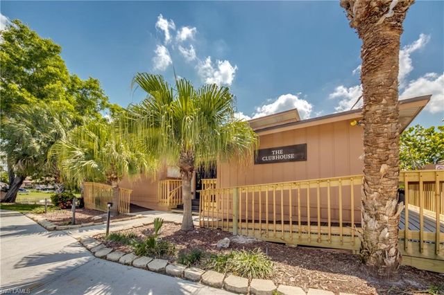 6406 Royal Woods DR, Fort Myers, FL 33908