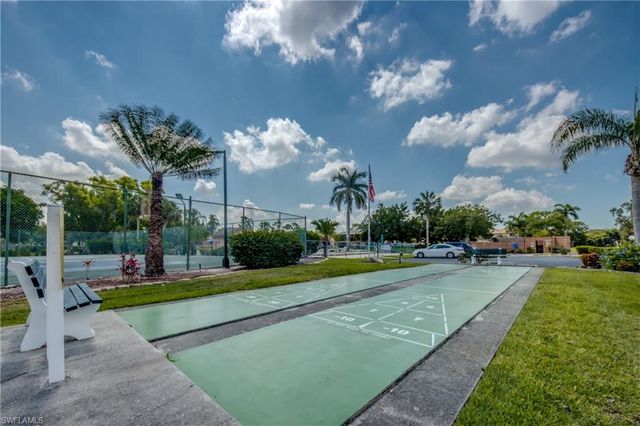 6406 Royal Woods DR, Fort Myers, FL 33908