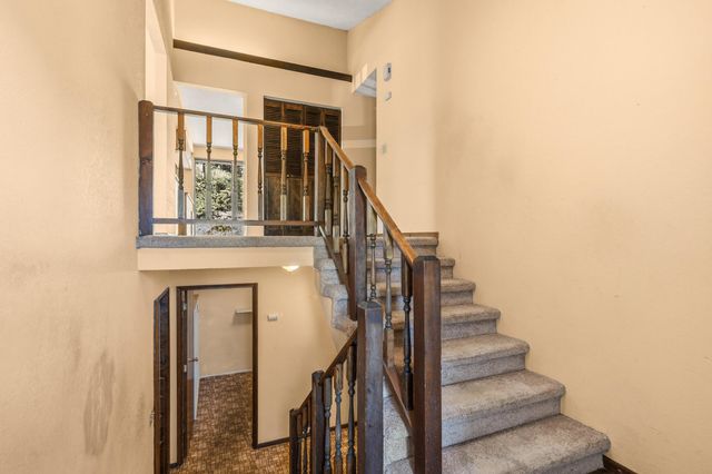 1704 NW Sunview Place, Grants Pass, OR 97526