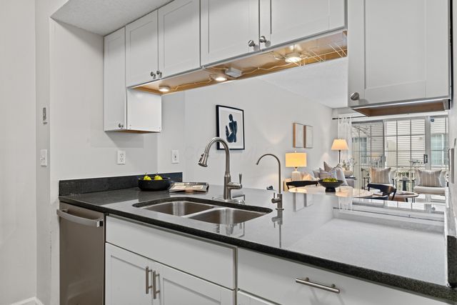 2542 Hyacinth Lane, 32C, Columbus, OH 43235