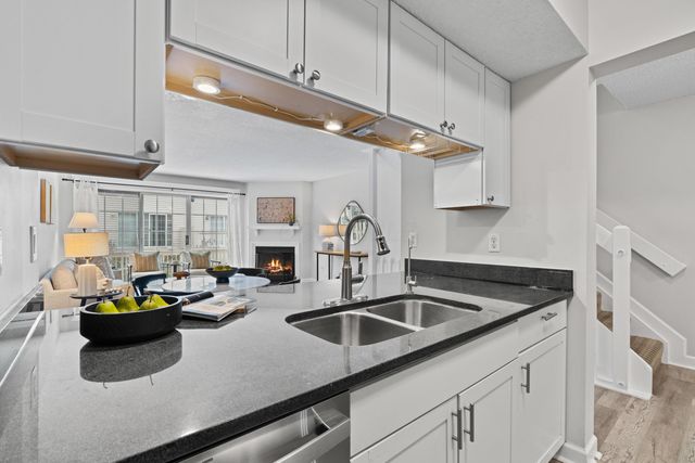 2542 Hyacinth Lane, 32C, Columbus, OH 43235