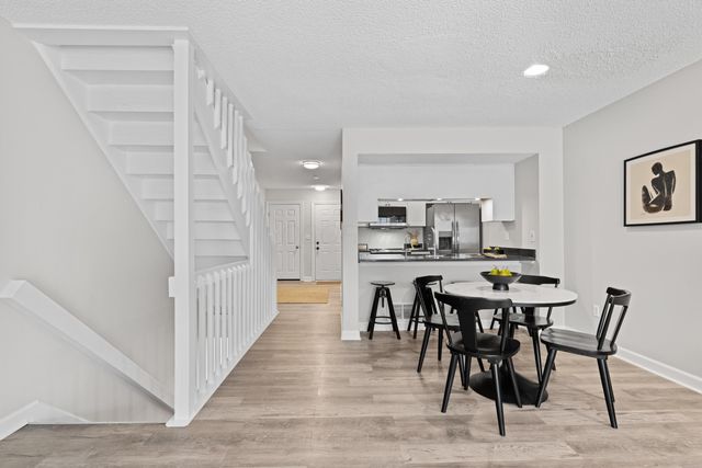 2542 Hyacinth Lane, 32C, Columbus, OH 43235