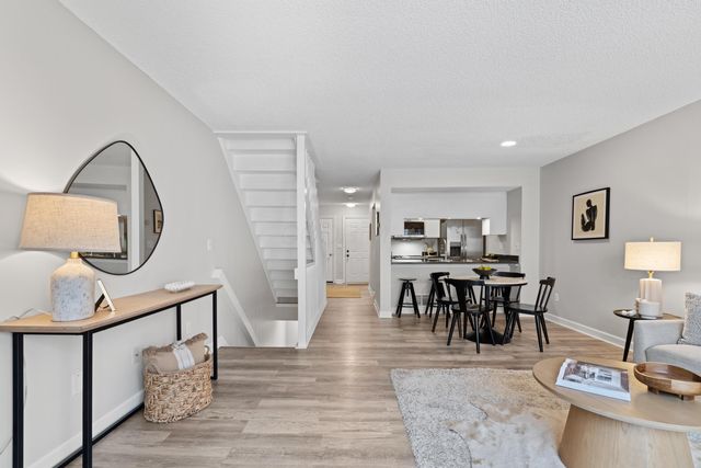 2542 Hyacinth Lane, 32C, Columbus, OH 43235