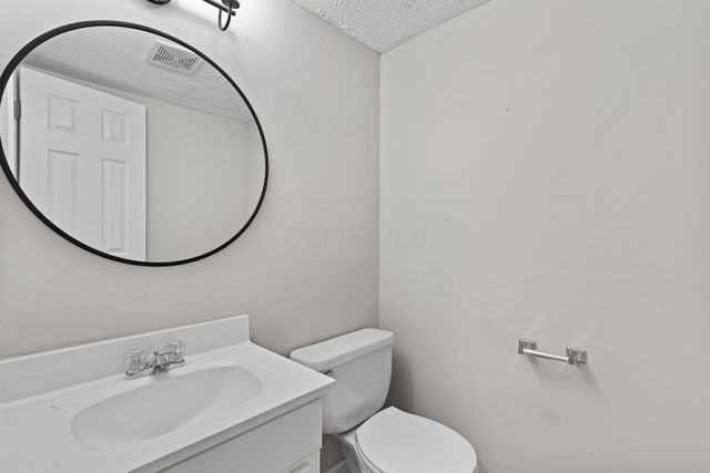 2542 Hyacinth Lane, 32C, Columbus, OH 43235