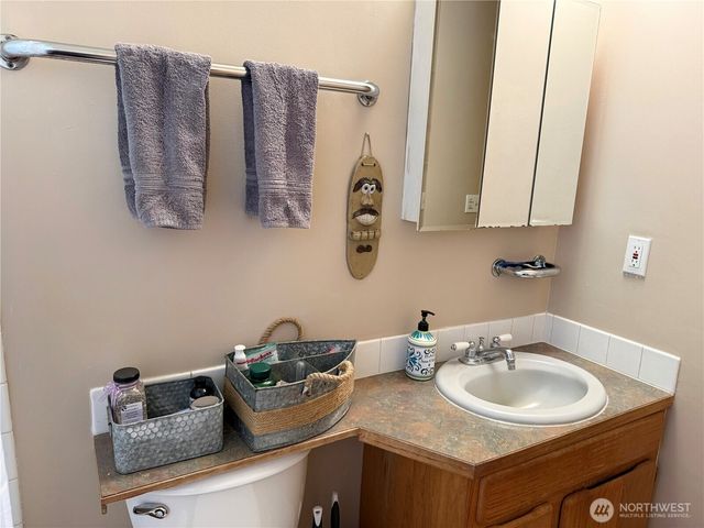 11477 NE Tulin Road, Kingston, WA 98346