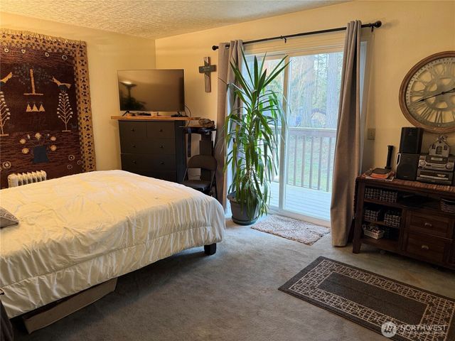 11477 NE Tulin Road, Kingston, WA 98346