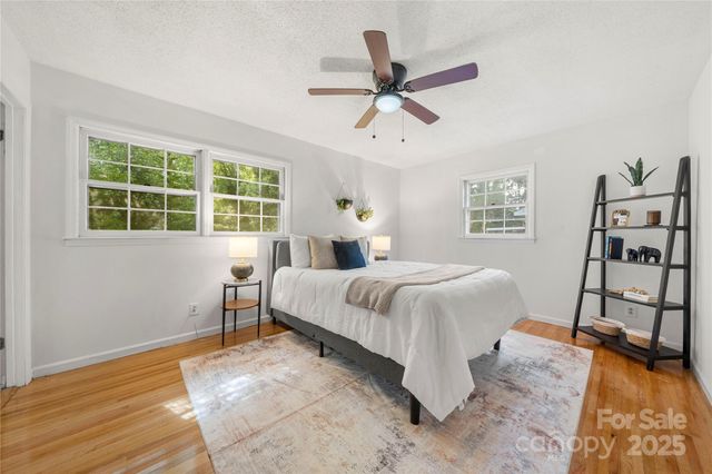 5115 Carriage Drive Circle, Charlotte, NC 28205