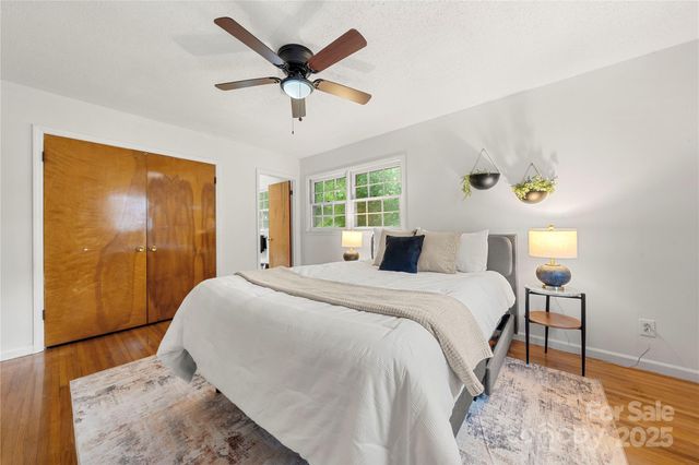 5115 Carriage Drive Circle, Charlotte, NC 28205