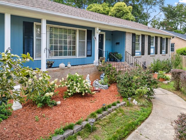 5115 Carriage Drive Circle, Charlotte, NC 28205