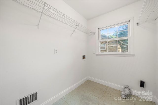 5115 Carriage Drive Circle, Charlotte, NC 28205