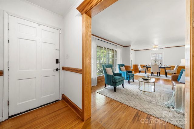 5115 Carriage Drive Circle, Charlotte, NC 28205