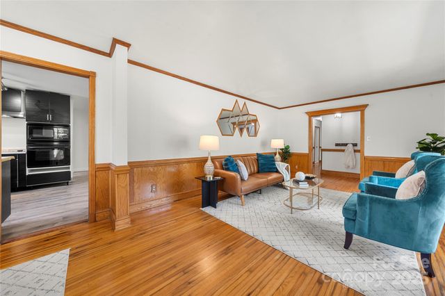 5115 Carriage Drive Circle, Charlotte, NC 28205
