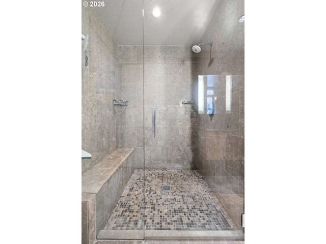 949 Nw OVERTON St 301, Portland, OR 97209