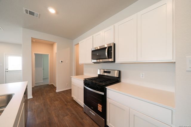 111 Sabine Gull, San Antonio, TX 78253