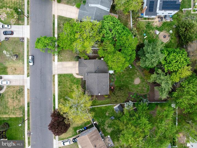 108 BRANDYWINE DR, Marlton, NJ 08053