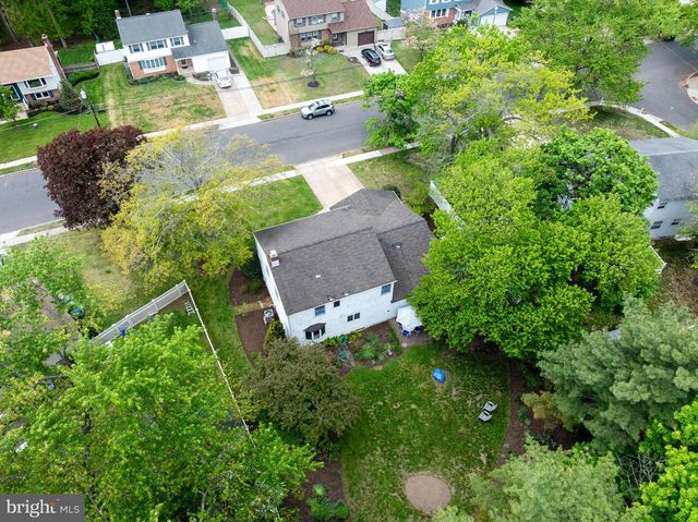 108 BRANDYWINE DR, Marlton, NJ 08053