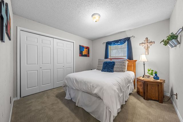 436 Valley Dr, Kerrville, TX 78028