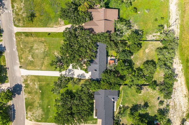 436 Valley Dr, Kerrville, TX 78028
