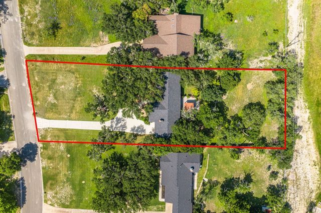 436 Valley Dr, Kerrville, TX 78028