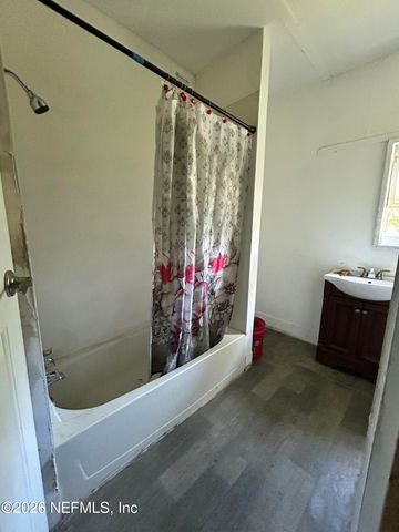 1209 W 3RD Street, Jacksonville, FL 32209