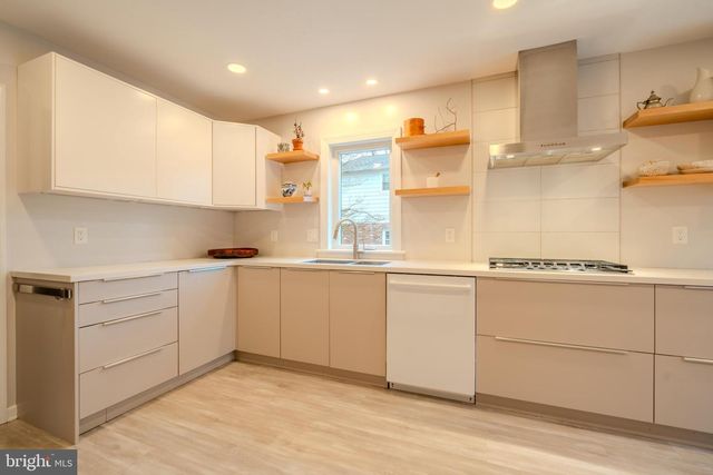 504 SABINE CIR, Wynnewood, PA 19096