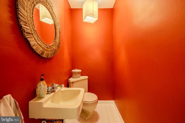 504 SABINE CIR, Wynnewood, PA 19096