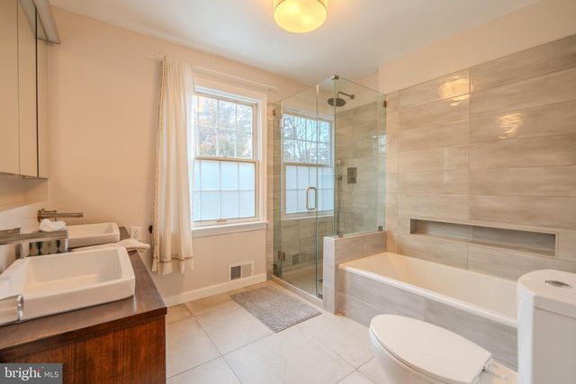 504 SABINE CIR, Wynnewood, PA 19096