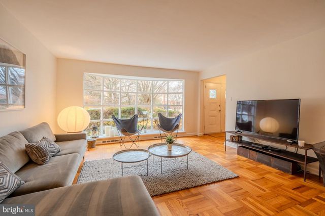 504 SABINE CIR, Wynnewood, PA 19096