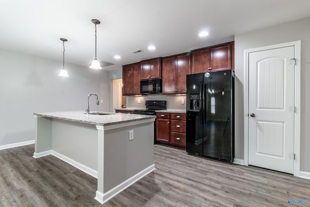 312 Fenrose Drive, Harvest, AL 35749