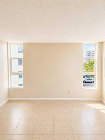 2681 S Course Drive 301, Pompano Beach, FL 33069