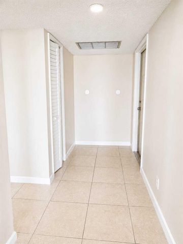 2681 S Course Drive 301, Pompano Beach, FL 33069