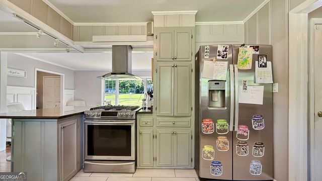 120 Valley Circle, Calhoun, GA 30701