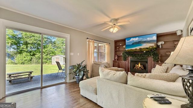 120 Valley Circle, Calhoun, GA 30701