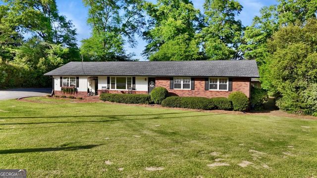 120 Valley Circle, Calhoun, GA 30701