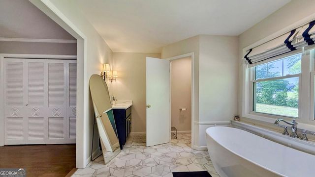 120 Valley Circle, Calhoun, GA 30701