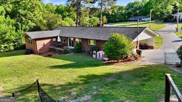120 Valley Circle, Calhoun, GA 30701