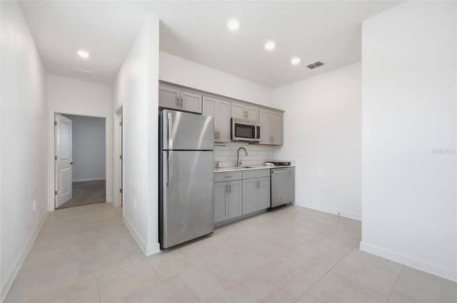 4217 EASTMINSTER ROAD, Davenport, FL 33837