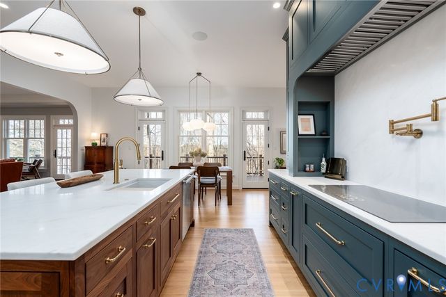 9120 James Riverwatch Dr, Richmond, VA 23235