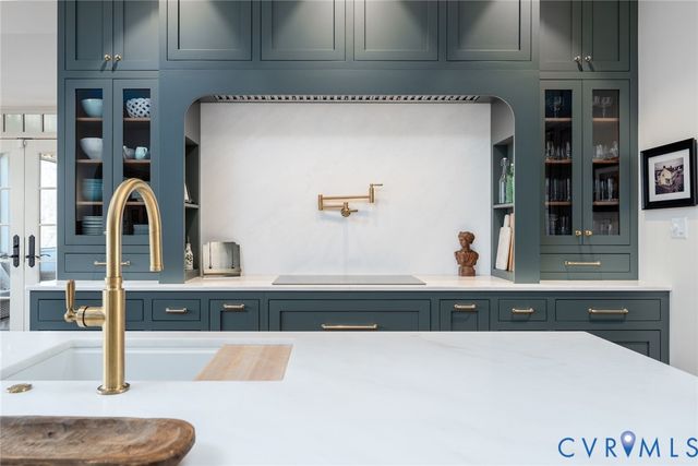 9120 James Riverwatch Dr, Richmond, VA 23235