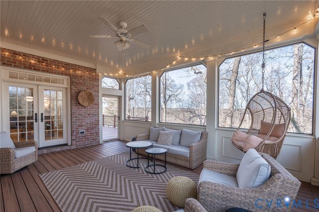 9120 James Riverwatch Dr, Richmond, VA 23235