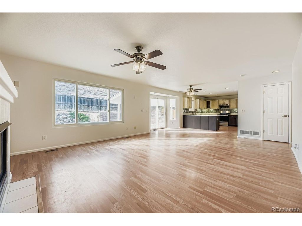 7081 Pine Hills Way, Littleton, CO 80125