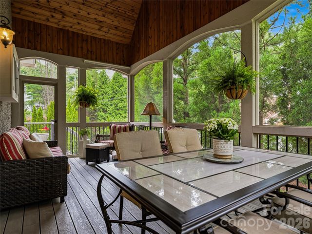 76 Edgelawn Road, Asheville, NC 28804
