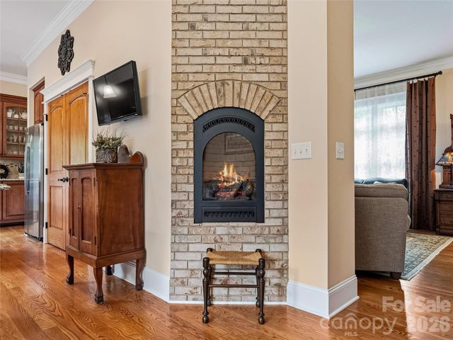 76 Edgelawn Road, Asheville, NC 28804