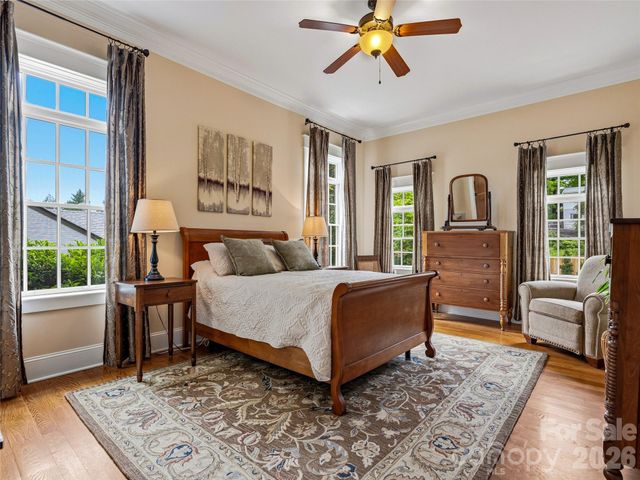 76 Edgelawn Road, Asheville, NC 28804